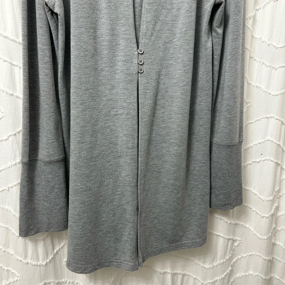 Neiman Marcus Cowl Neck Button Back Tunic Sweater - Picture 6 of 6